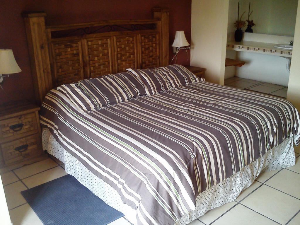 Hotel Los Balcones Parras de la Fuente Chambre photo