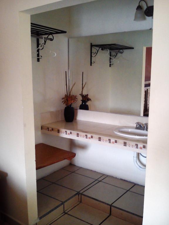 Hotel Los Balcones Parras de la Fuente Chambre photo